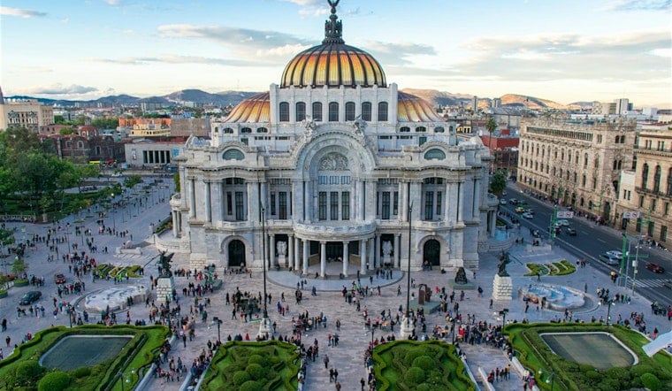 Escape from Orlando to Mexico City on a budget