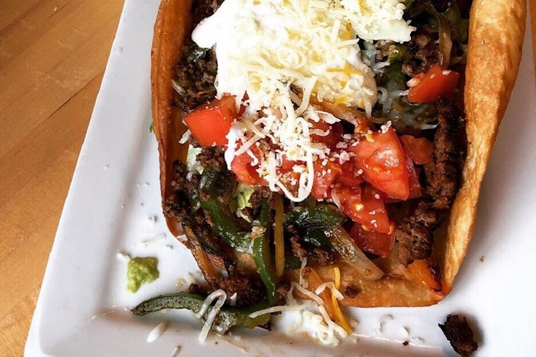 Explore the 5 top spots in Indianapolis's College Park neighborhood