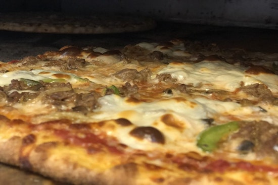 Virginia Beach's 5 top spots to score pizza on a budget
