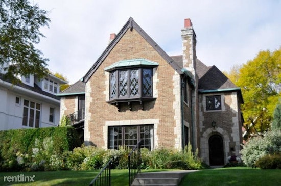 Milwaukee apartments fit for the rich and famous