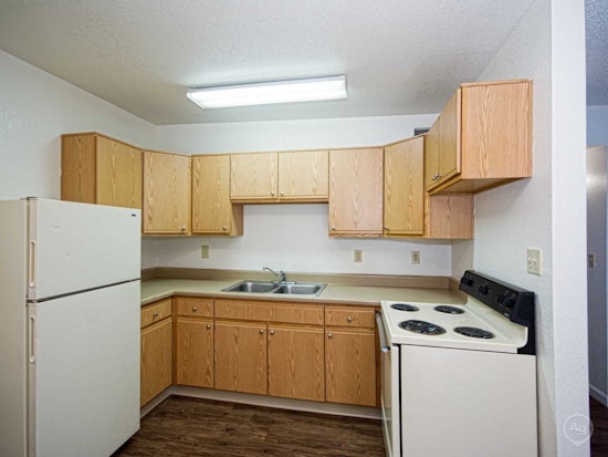 What will $600 rent you in Amphi, this month?
