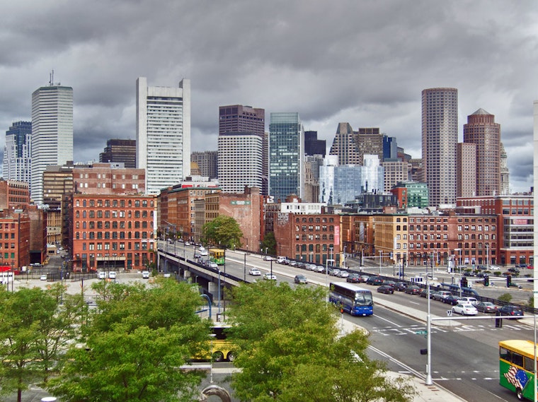 Top Boston news: 4 people shot, wounded in Dorchester; Suspect arrested after bank robbed; more