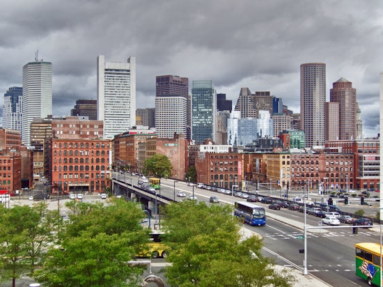 Top Boston news: 4 people shot, wounded in Dorchester; Suspect arrested after bank robbed; more