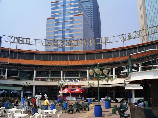 Top Jacksonville news: SUV careens into pond; City gives tenants inside Jacksonville Landing 30 days