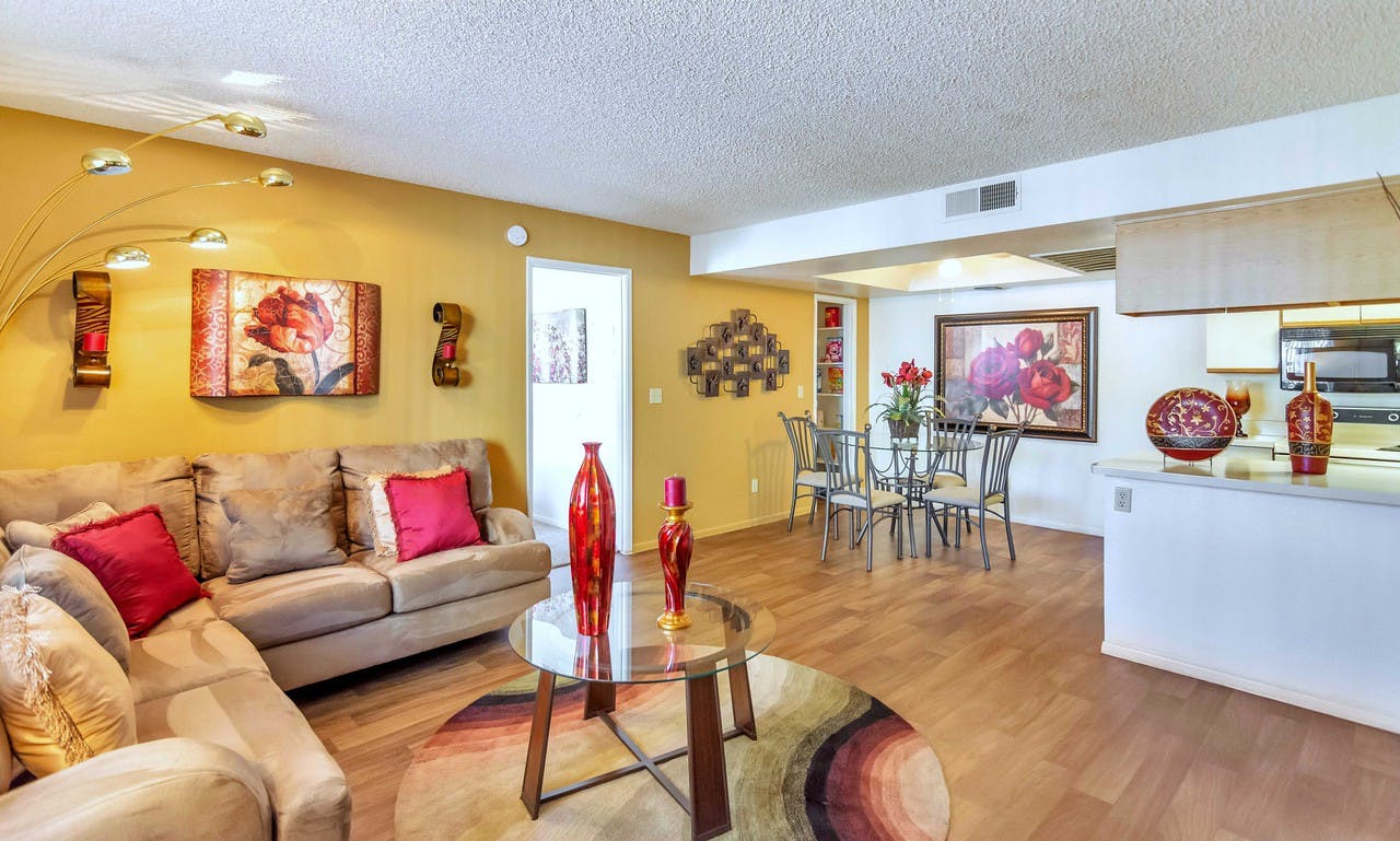The most inexpensive apartment rentals for rent in Deer Valley,