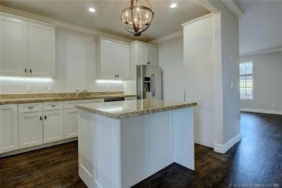 Tulsa apartments fit for the rich and famous