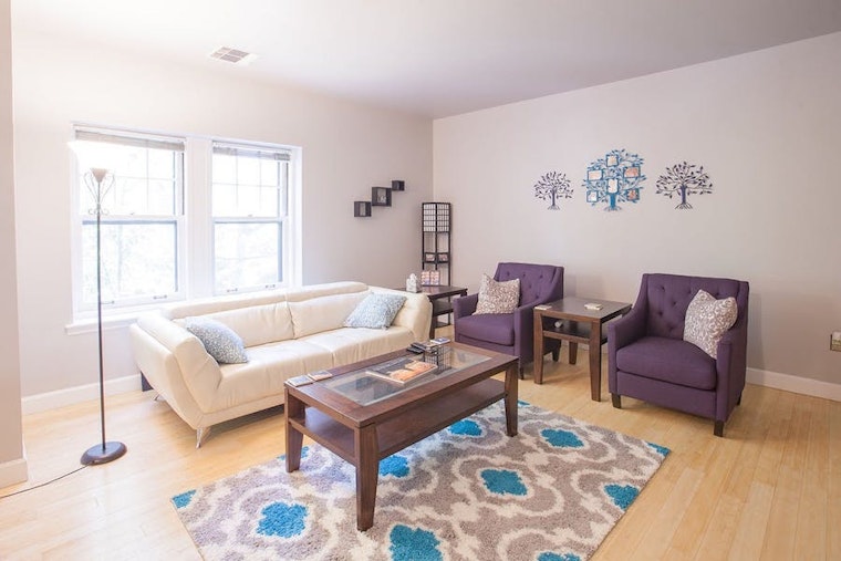 What will $1,000 rent you in DeBaliviere Place today?