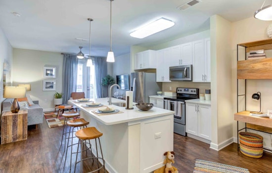 What will $1,100 rent you in Deerwood, today?