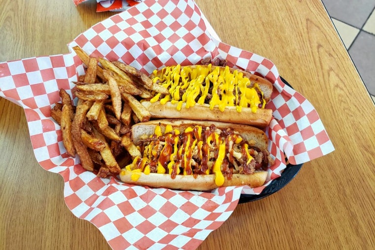 Find hot dogs and more at Hyde Park's new Tasty Dog