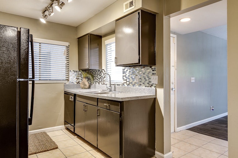 Renting in Jacksonville: What will $700 get you?