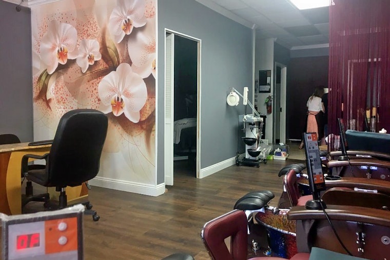North Valley gets a new nail salon: Aeon Nails Spa & Hair