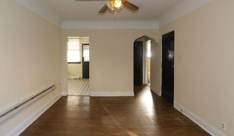 What will $1,100 rent you in Ravenswood, right now?