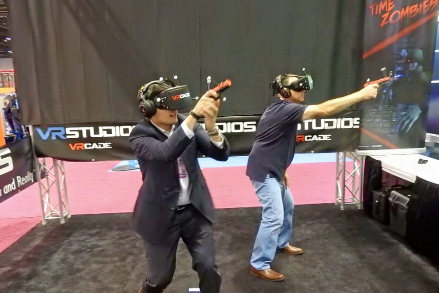 New Downtown Arcade 'Escape To Virtual Reality' Opens Its Doors