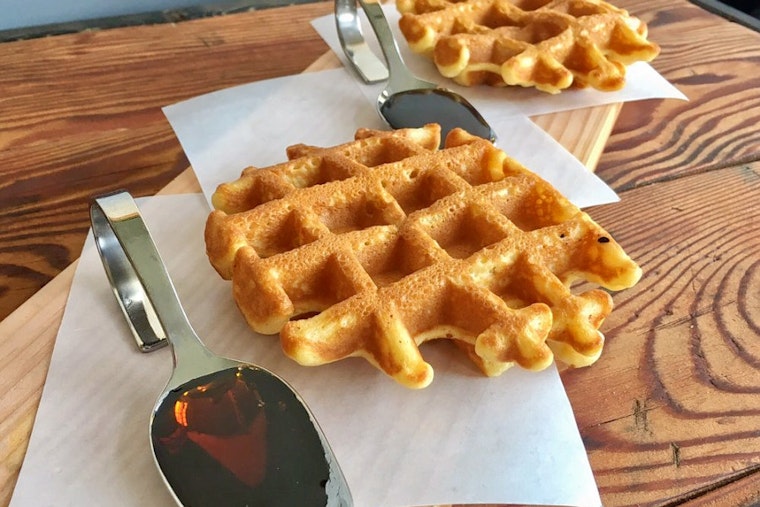 New Cafe 'Met Her At A Bar' Now Open In Mid-Wilshire