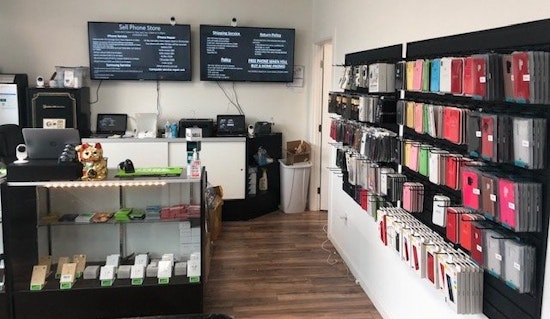 Score electronics and more at Yesler Terrace's new Sell Phone Store