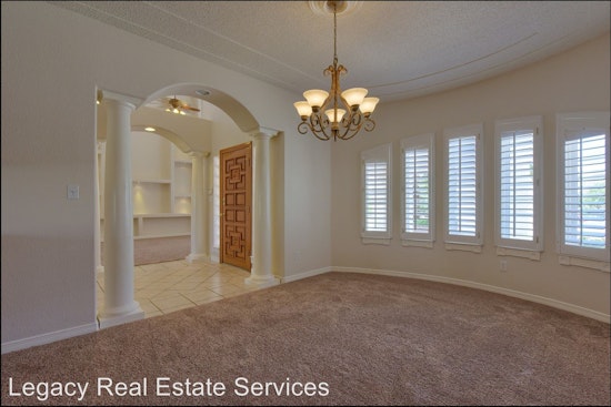 El Paso's swankiest cribs for rent right now
