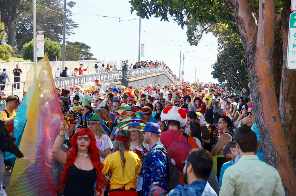 Raider Nation On Location at the Bay to Breakers