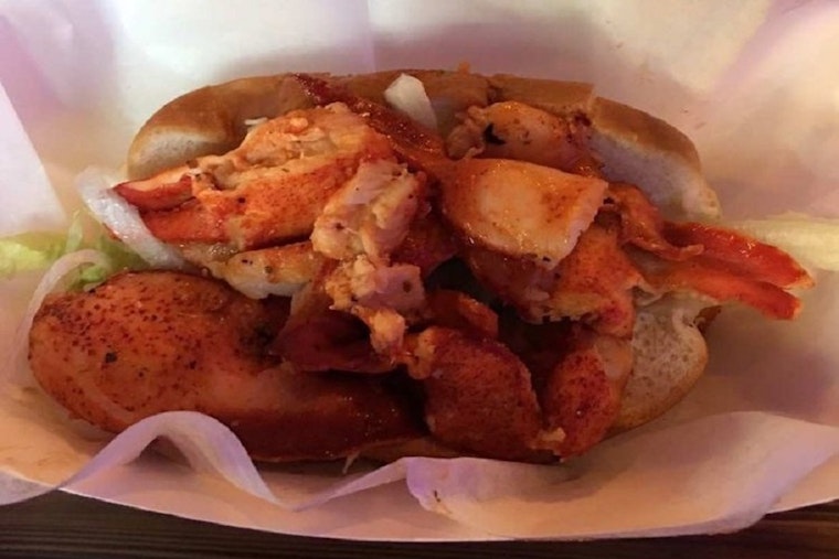 Boil Bay brings Cajun/Creole fare to Virginia Beach