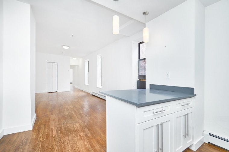 What will $2,600 rent you in Harlem, this month?