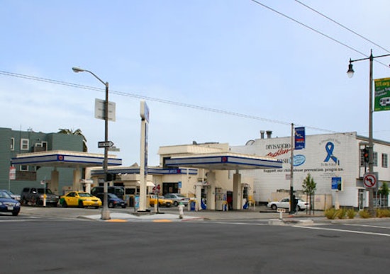 Protest BP Today at the Divisadero ARCO Station