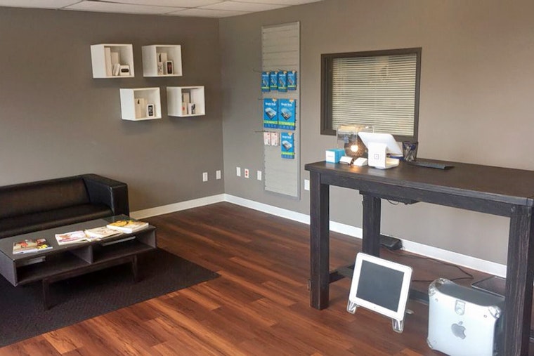 New Electronics Repair Spot 'Fallen Apples Mac Repair' Now Open