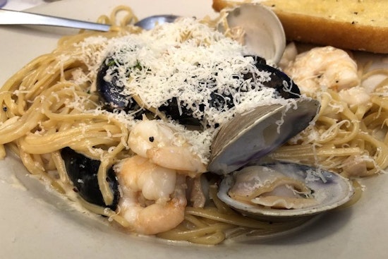 Your guide to the 5 top spots in Tampa's Bon Air neighborhood