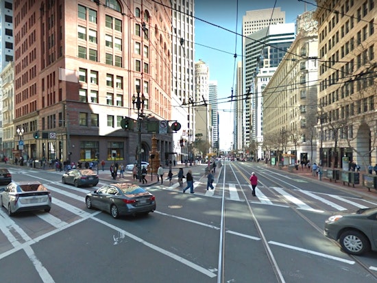 4 Robbers Mug Woman On FiDi Muni Bus, Steal Cellphone