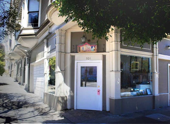 New in the Neighborhood: Aline's Closet
