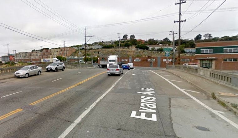 2 Armed Men Steal Car Near Cesar Chavez & Evans