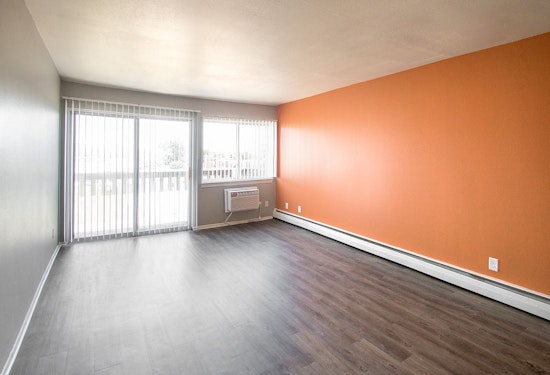 Renting in Omaha: What will $700 get you?