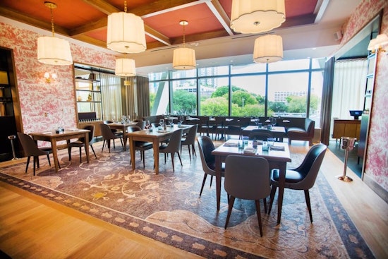La Estacion American Brasserie brings New American fare to downtown