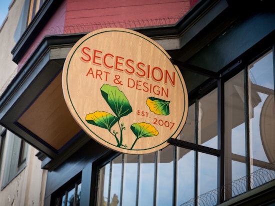 'Secession Art & Design' Celebrates 10th Anniversary With Fundraiser