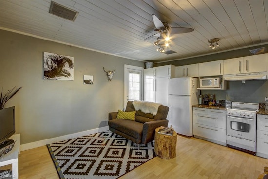 Renting in Phoenix: What will $1,200 get you?