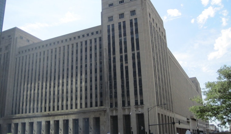 Top Chicago news: Uber eyes Old Post Office in massive lease; cause of kennel fire unknown; more