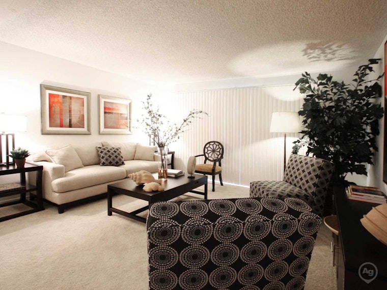 Renting in Santa Ana: What will $2,000 get you?