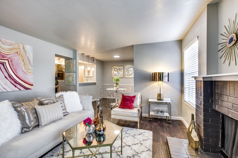 Renting in Fort Worth: What will $900 get you?