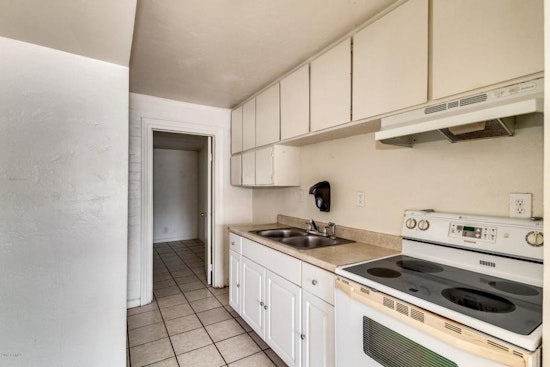 Renting in Phoenix: What will $700 get you?