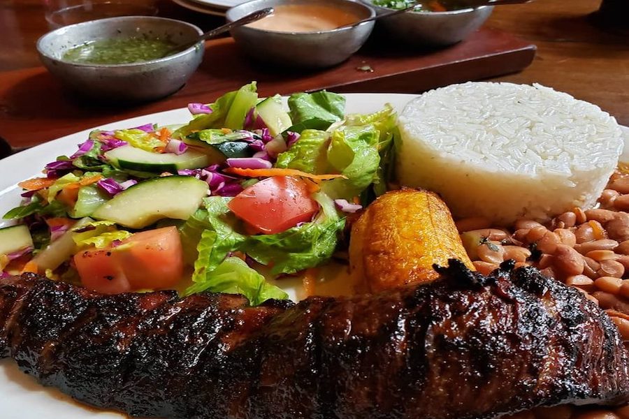 Here are Chicago's top 5 Colombian spots