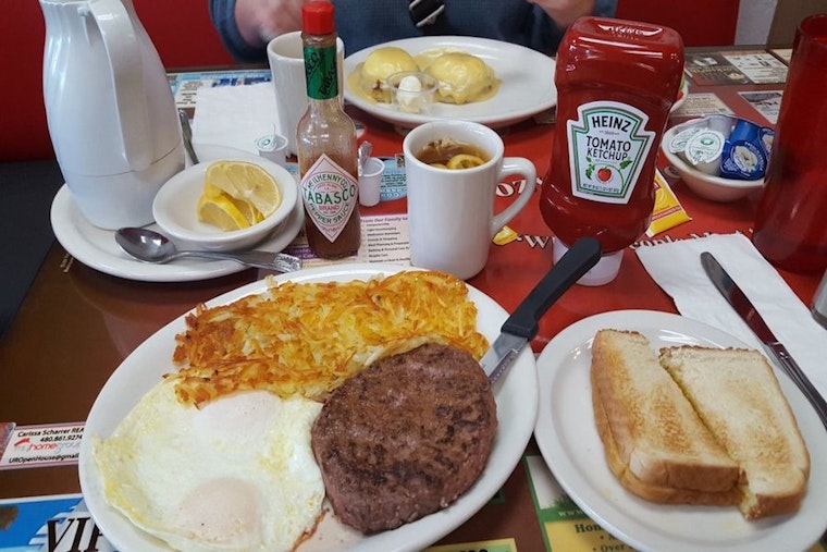 Check out 4 favorite budget-friendly diners in Mesa