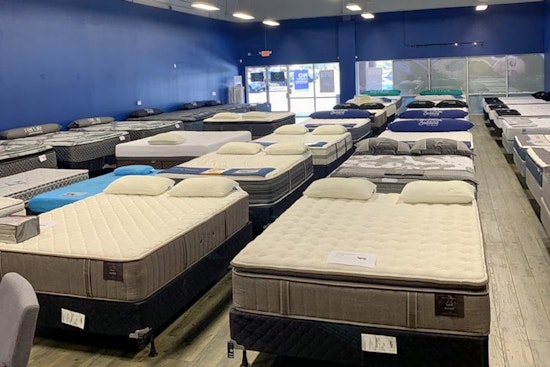Midnite Mattress store opens its doors in Henderson