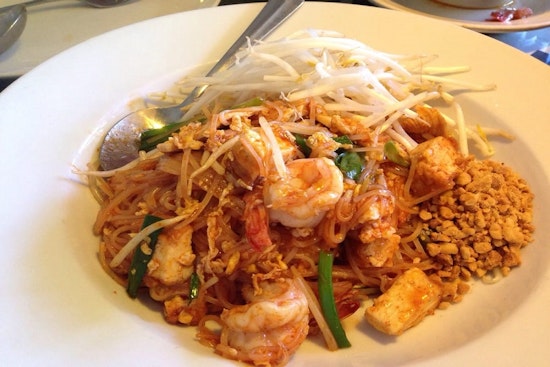 Check out the 5 top spots in Phoenix's Deer Valley neighborhood