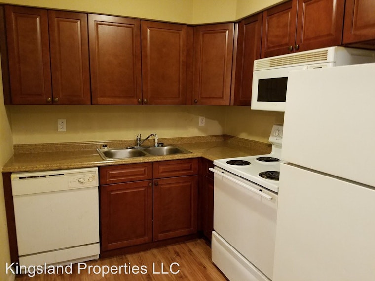 What will $600 rent you in Tower Grove East, right now?