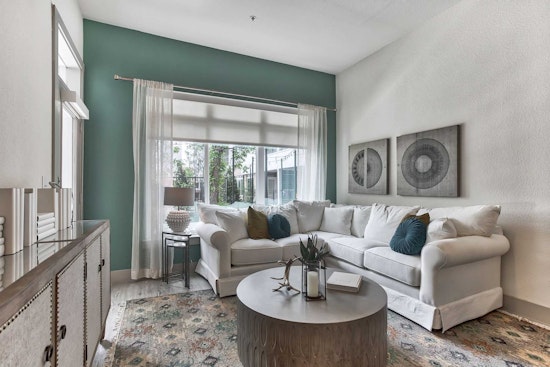 What will $1,900 rent you in San Antonio, this month?