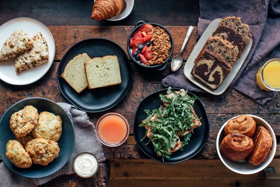 Explore the 5 top spots in Washington's Mount Vernon Square neighborhood