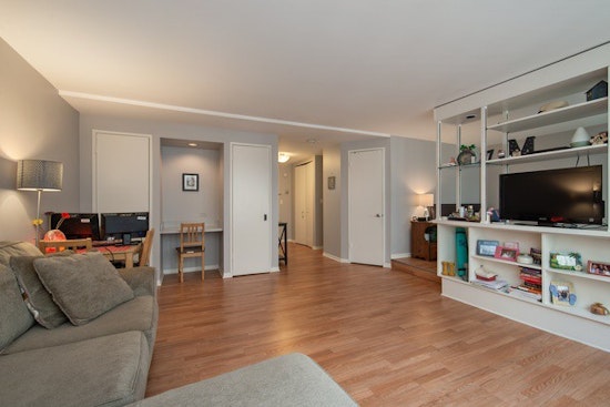 Renting in Chicago: What will $1,800 get you?