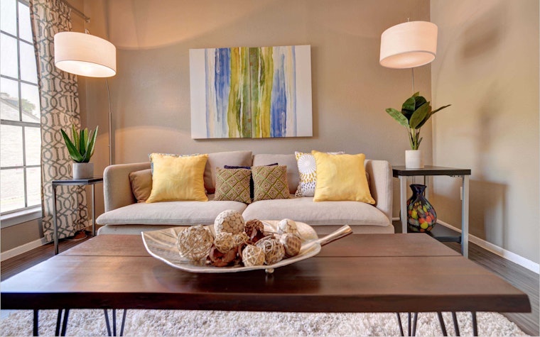 What will $700 rent you in Northeast Dallas, today?