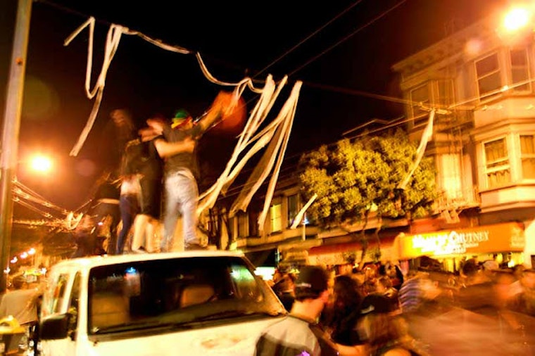 Scenes From Last Night's Giants Celebration in the Lower Haight