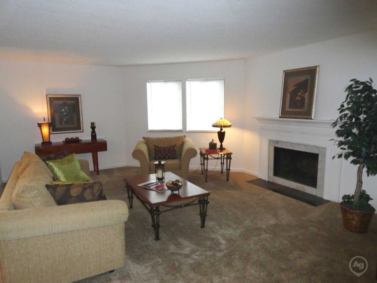 The most affordable apartment rentals in St Vincent-Greenbriar, Indianapolis