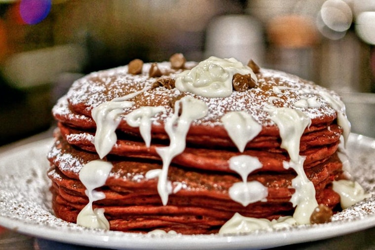 Get Coffee, Burgers And More At Sherman Oaks' New 'Myke's Cafe'