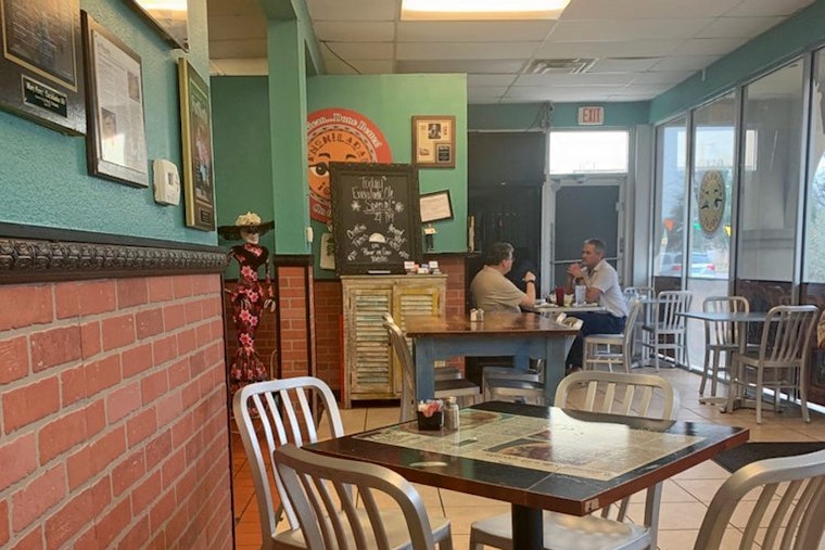 Explore the 4 most popular businesses in Fort Worth's Scenic Bluff neighborhood
